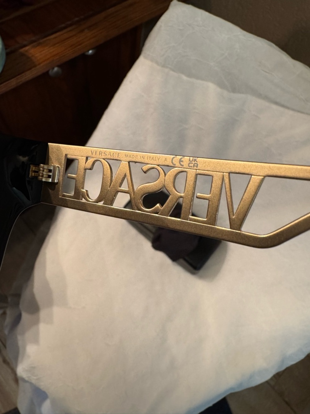 Versace sunglasses - Picture 3 of 4
